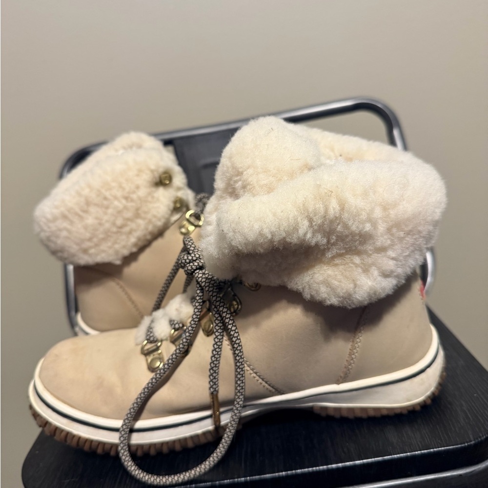 Pajar Women’s Shearling Winter Boots Waterproof Leather EU 37 US 6–6.5 - Picture 8 of 16